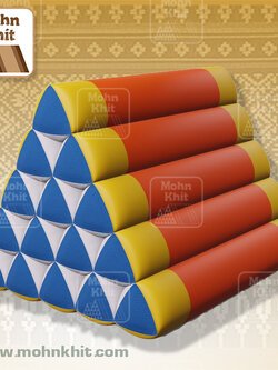 หมอนสามเหลี่ยม15ช่องแต่ง4สี ขนาด52cmx36cmx32cm// Thai Tri-angle Cotton Traditional Floor Cushions.