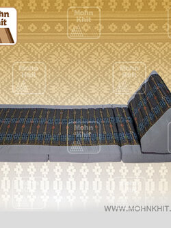 หมอนสามเหลี่ยม 10 ช่องติดเบาะ 3พับตัดต่อพิมพ์ทอง// 47x170x30cm// Tri-angle kapok100%Traditional Floor Cushions 10 holes with 3 part of mattress.