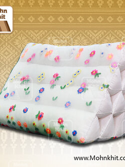 หมอนสามเหลี่ยม10ช่องลายปักดอกไม้ 50x28x30Cm Tri-angle kapok 100%Traditional Floor Cushions 10 holes.