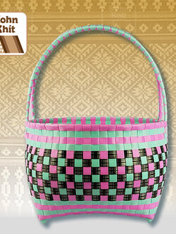 ตระกร้าสานเส้นพลาสติก กระเป๋าสานเส้นพลาสติก ทรงชะลอม