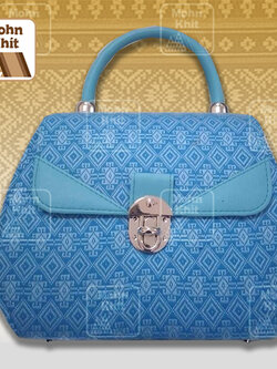 กระเป๋าผ้าทอลายตะขอ กระเป๋าถือ กระเป๋าหิ้ว 11x27x16 Cm//Khit Bag, Tote Bag, Tote Bag