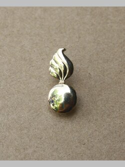 เครื่องหมายโลหะ เหล่าสรรพวุธ สหรัฐ