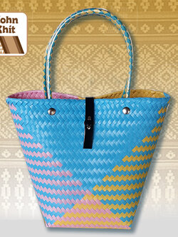 ตระกร้าสานเส้นพลาสติก กระเป๋าสานเส้นพลาสติก ทรงกระถางใหญ่