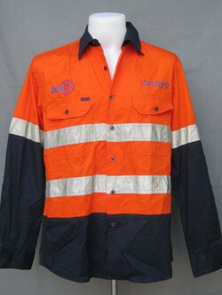 เสื้อสะท้องแสง 3 M