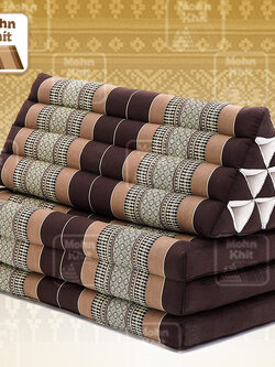 หมอนสามเหลี่ยมใหญ่พิเศษสีครีมชานม 10 ช่องติดเบาะ 3 พับ 80x170x38 cm // Large Tri-angle kapok silk 100%Traditional Floor Cushions 10 holes with 3 part of mattress.