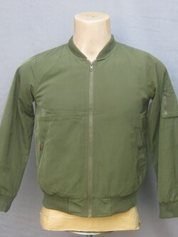 เสื้อแฟชั่นนักบิน