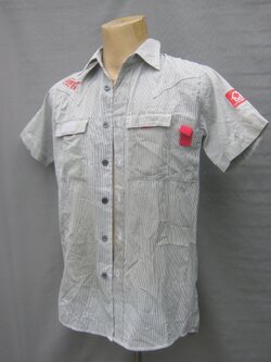 เสื้อโค้ก