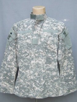 เสื้อทหารสหรัฐ ลาย ACU