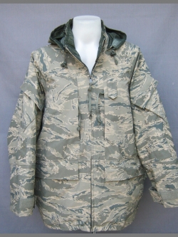 US Air Force APECS Parka เสื้อกันฝน ขายแล้ว