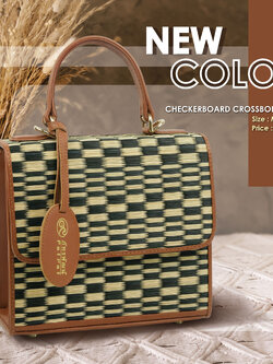 New Color กระเป๋าเสื่อกก รุ่น checkerboard crossbody bag สีน้ำตาลเข้ม