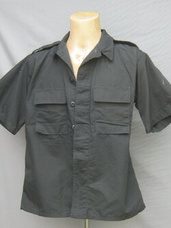 เสื้อ สีดำ Propper