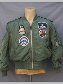 ขายแล้ว เสื้อนักบิน L2B