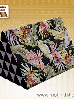 หมอนสามเหลี่ยม15ช่องลายฮาวาย 52cmx36cmx32cm// Thai Tri-angle Cotton Hawaii Traditional Floor Cushions.