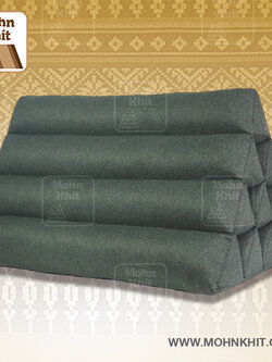 หมอนสามเหลี่ยม10 ช่องจัมโบ้ผ้าแคนวาสใยสังเคราะห์ 61cmx38cmx36cm// Thai Triangle synthetic fibersTraditional Floor Cushions.