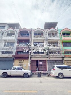 ขายอาคารพาณิชย์ ถนนเมน ย่าน เอกชัย บางบอน จอมทอง ดาวคะนอง พระราม 2 : ม.ดีเค ซ.พระยามนธาตุ : 3.5 ชั้น 26.2 ตร.วา