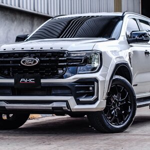ชุดแต่ง ชุดสเกิร์ต Ford Next Gen EVEREST 2022 รุ่น AKC V.2