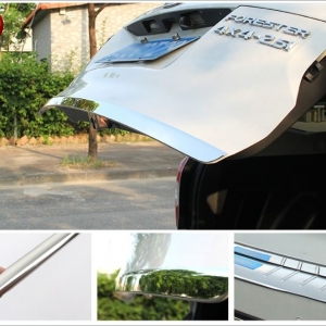 คิ้วชายประตูท้าย STI FORESTER