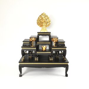 โต๊ะหมู่บูชา