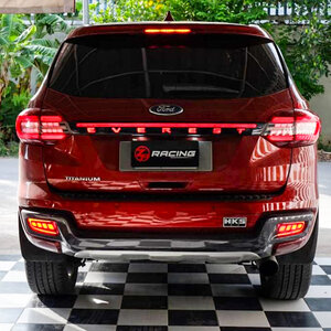 คาดท้าย คาดฝาท้าย ford everest มีไฟ LED Cayenne Style