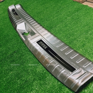 เพลทกันรอยท้ายด้านใน Stainless TERRA