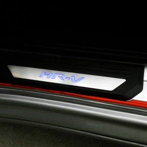 คิ้วบันได Modulo มีไฟ LED HR-V 2014-2021