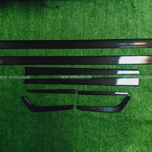 คิ้วแต่งชายล่างรอบคัน Carbon CRV