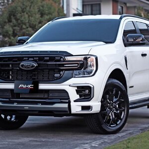 ชุดแต่ง ชุดสเกิร์ต Ford Next Gen EVEREST 2022 รุ่น AKC V.1