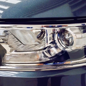 ครอบไฟหน้าโครเมียม