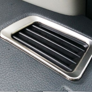 ครอบช่องแอร์คอนโซลหน้า FORD EVEREST