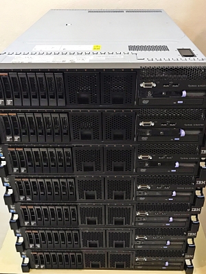 IBM System x3650 M3 Server / 2x Intel E5606 4core @2.13GHz / 16GB RAM / 2x 146GB HDD / 2x PSU - in stock