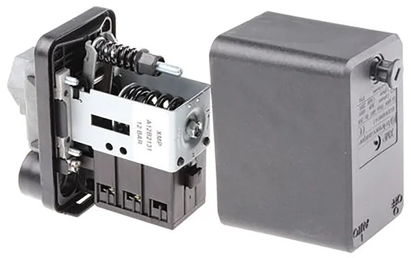 XMPA12B2144C243 : PRESSURE SWITCH Telemecanique by MAX POWER-SHOP image 2 XMPA12B2144C243 : PRESSURE SWITCH Telemecanique by MAX POWER-SHOP image 2