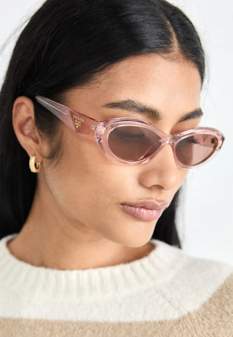 แว่นกันแดด Prada PR 26ZSF 19Q10D - Transparent peach